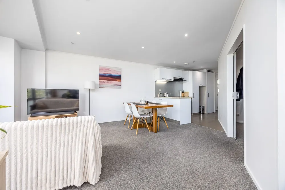 Photos of 7M/156 Vincent Street