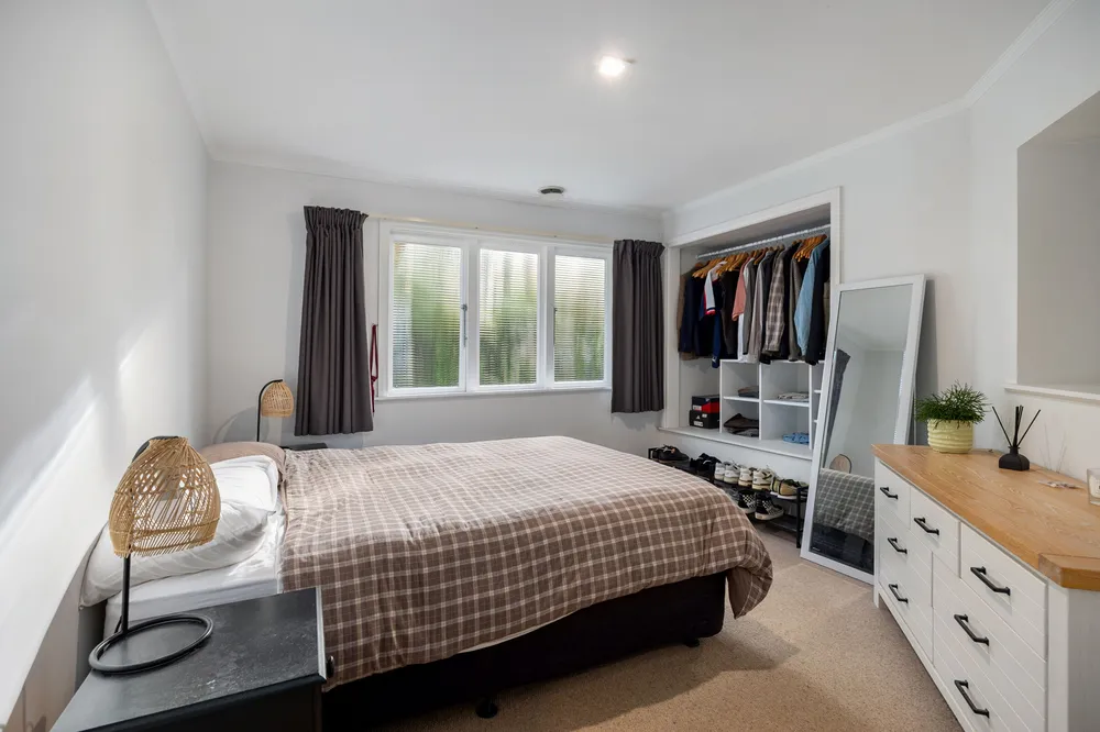 Photos of 60 Paice Avenue