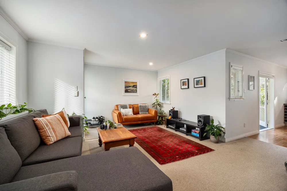 Photos of 60 Paice Avenue