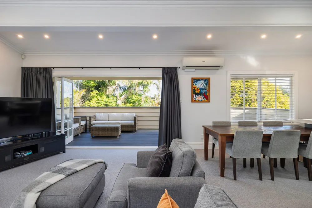 Photos of 60 Paice Avenue