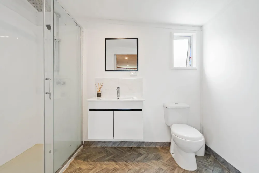 Photos of 17 Shoemaker Road
