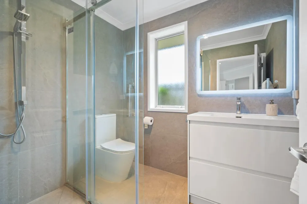 Photos of 17 Shoemaker Road