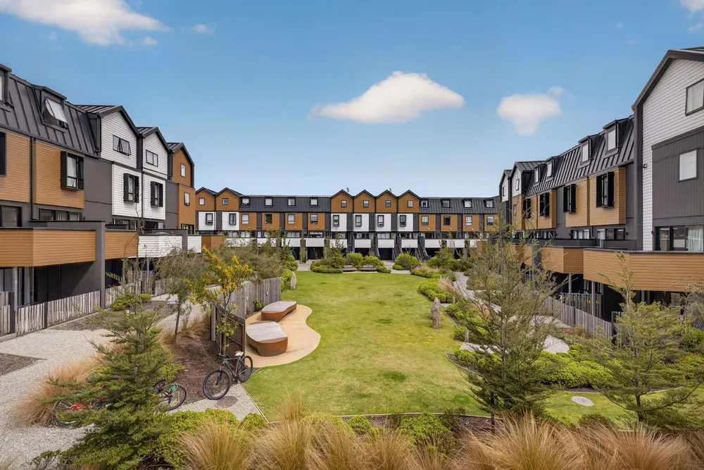 Photos of 15 Cable Lane