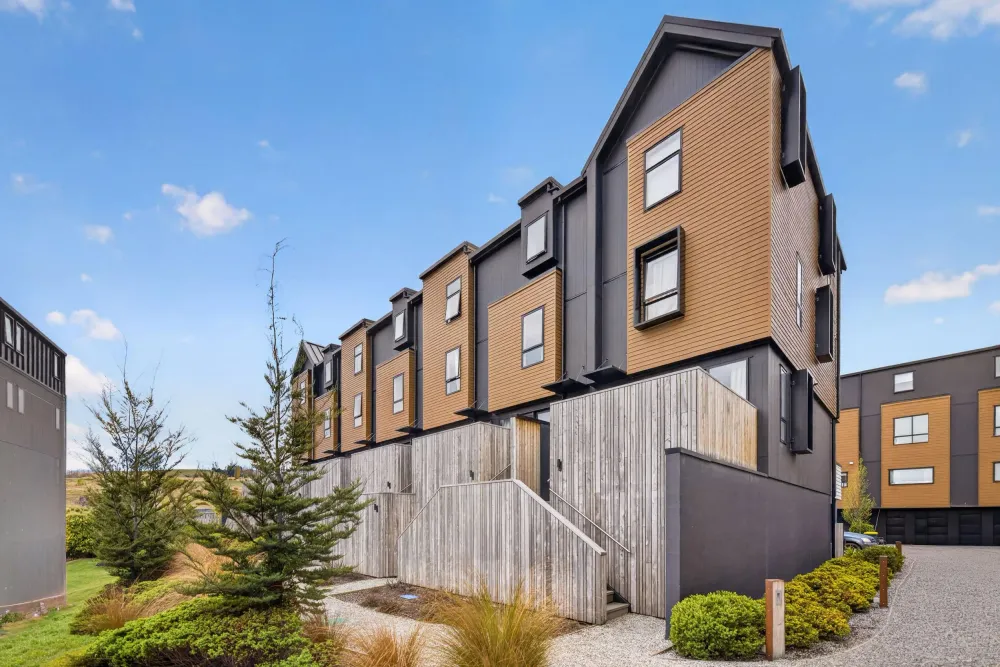 Photos of 15 Cable Lane