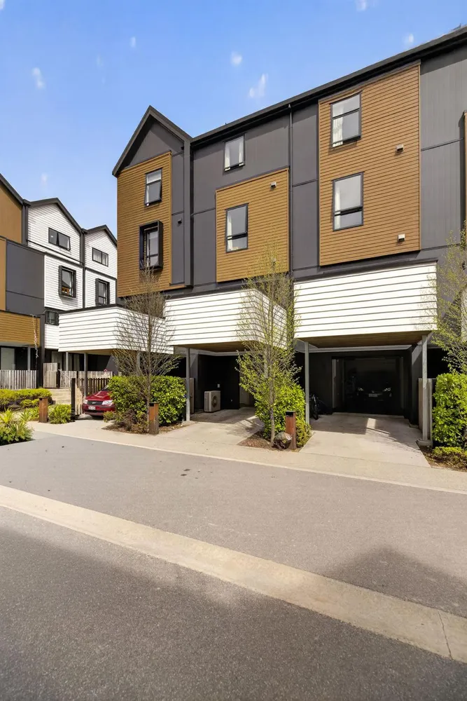 Photos of 15 Cable Lane