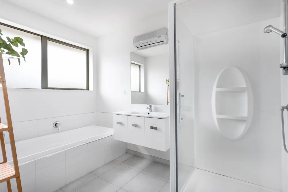 Photos of 17 Acacia Avenue