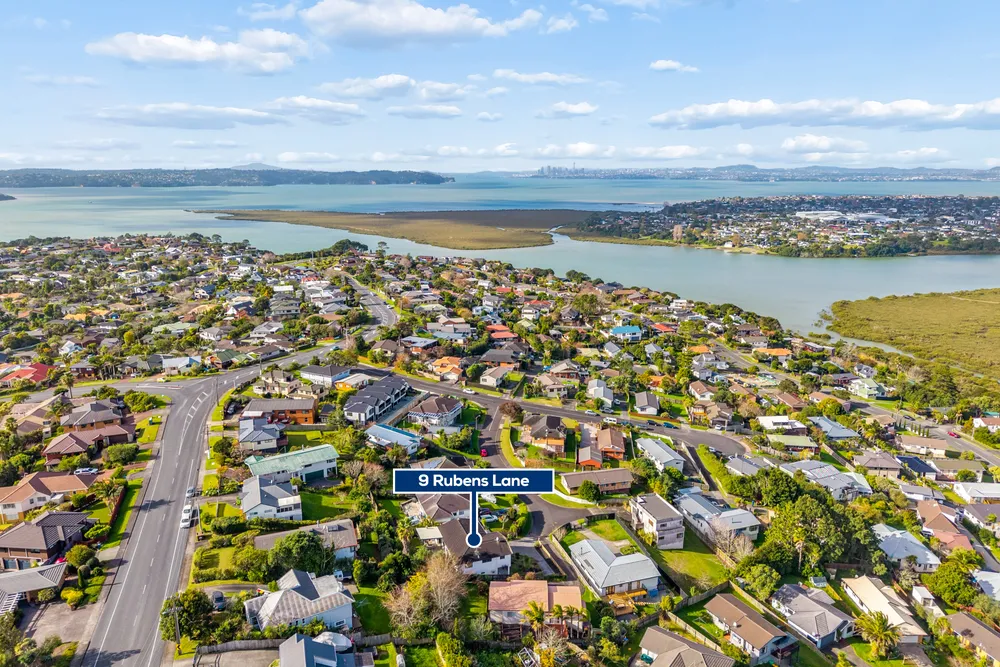 Photos of 9 Rubens Lane