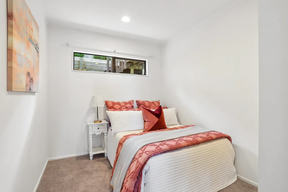 Photos of 9 Rubens Lane