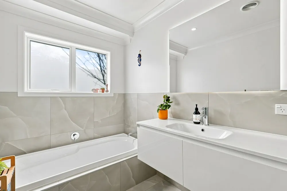 Photos of 53 Regency Park Drive