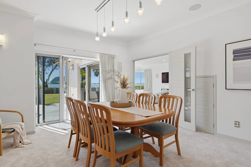 Photos of 19 Beach Road