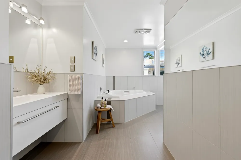 Photos of 19 Beach Road