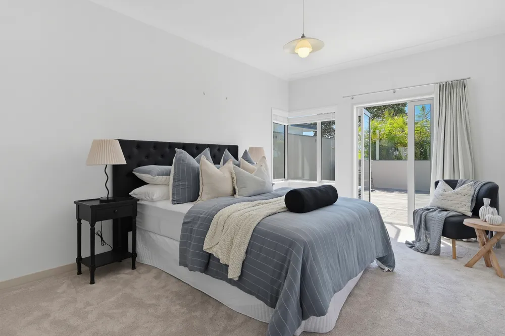 Photos of 19 Beach Road