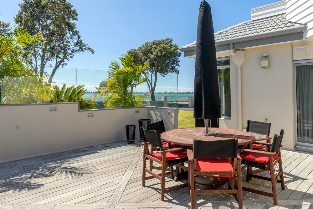 Photos of 19 Beach Road