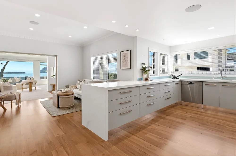 Photos of 19 Beach Road