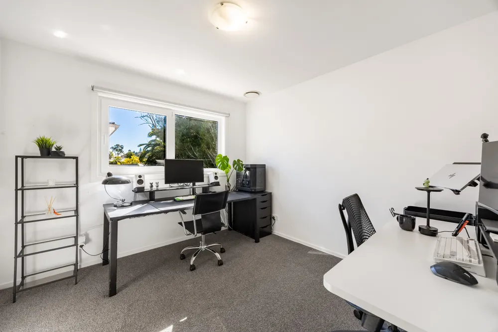 Photos of 54A Vandeleur Avenue