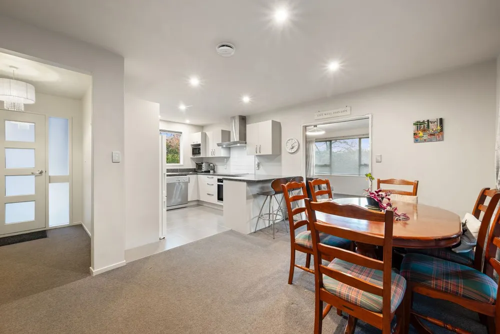 Photos of 220 Sawyers Arms Road