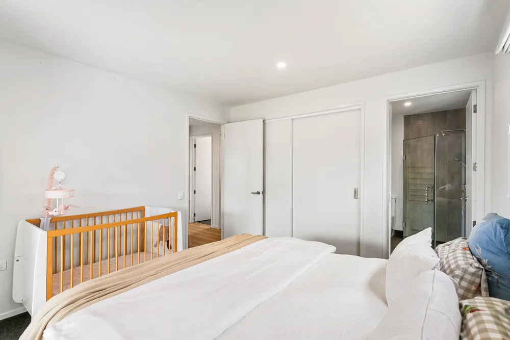 Photos of 17 Joseph Kokich Avenue