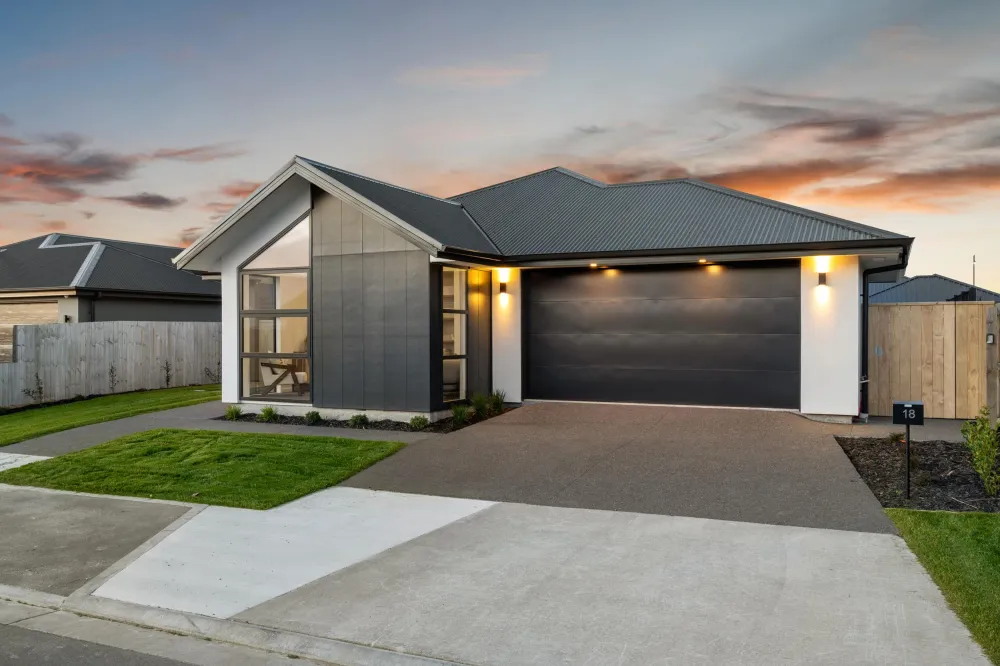 Photos of 18 McCaw Road