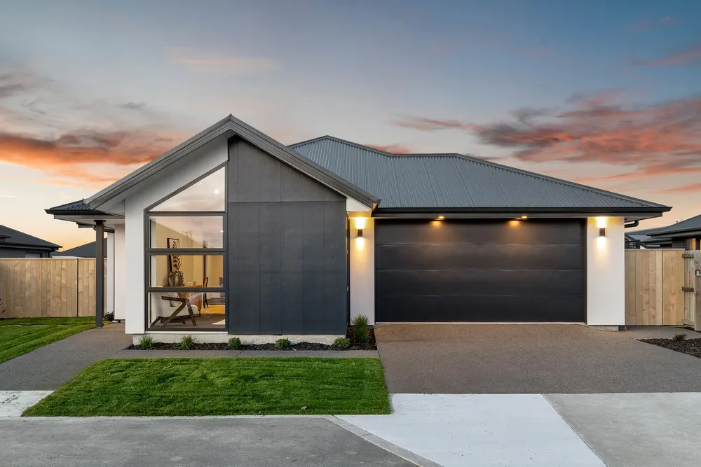 Photos of 18 McCaw Road