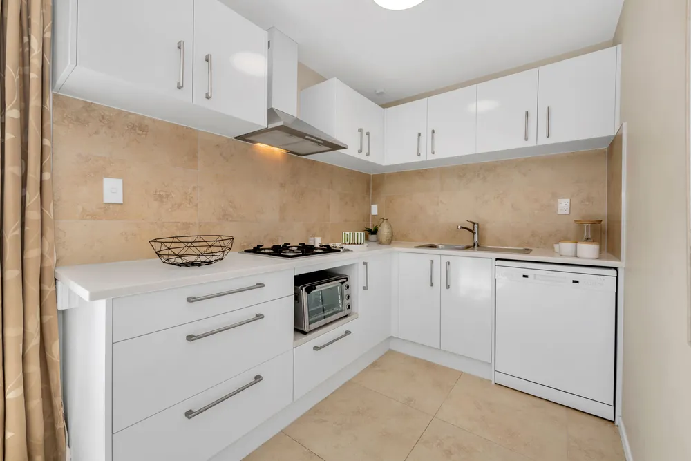 Photos of 32 Haseler Crescent