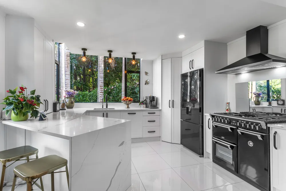 Photos of 2/99 Hadfield Street