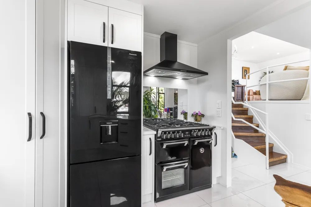 Photos of 2/99 Hadfield Street