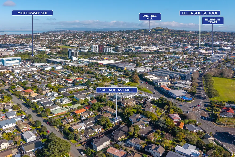 Photos of 3a Laud Avenue