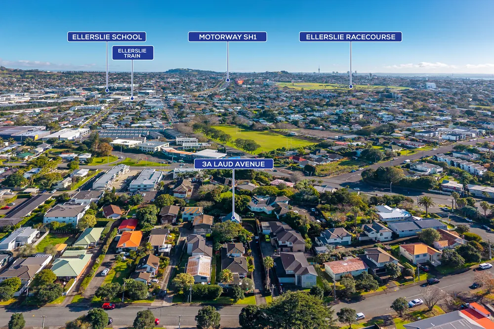 Photos of 3a Laud Avenue