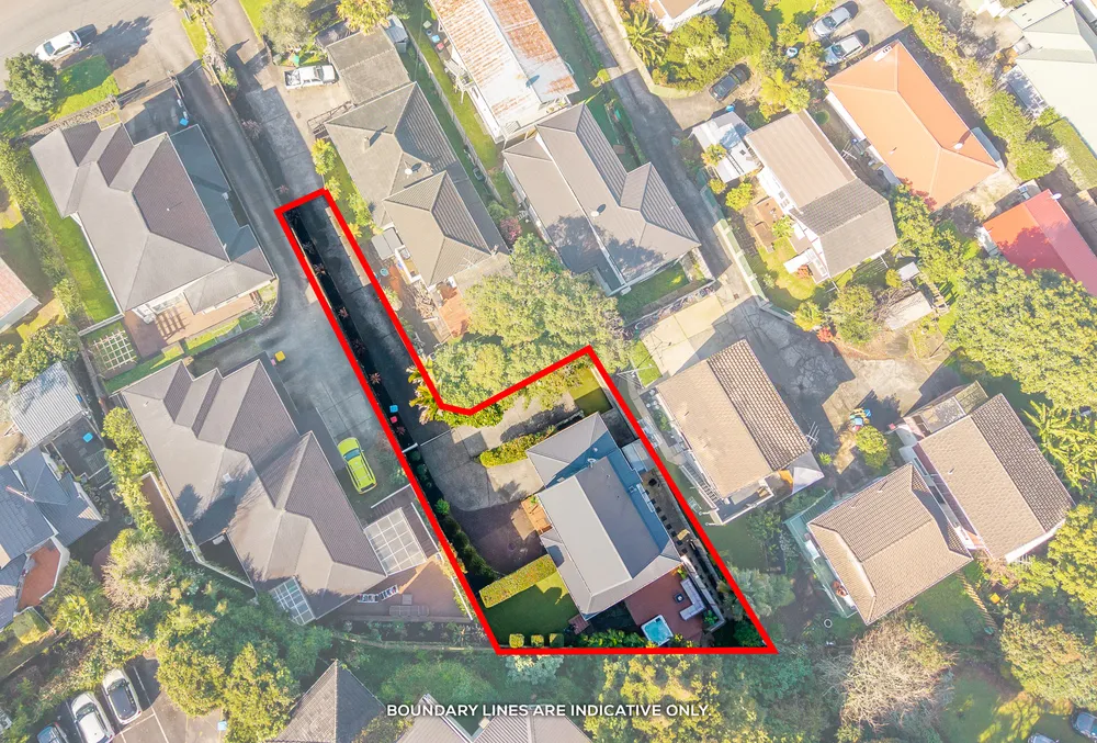 Photos of 3a Laud Avenue