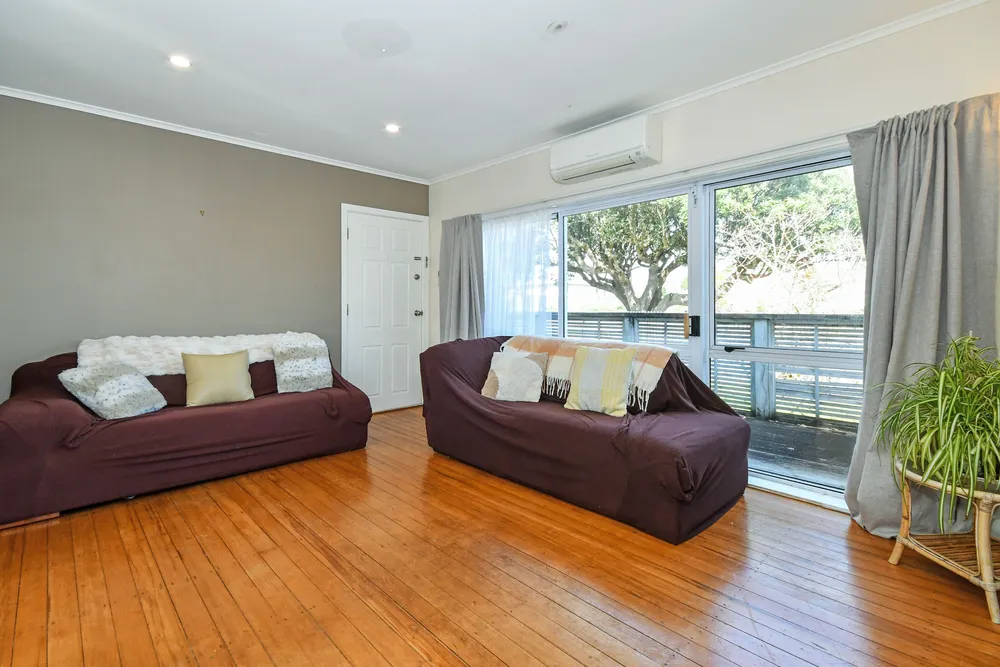 Photos of 99A Helvetia Road