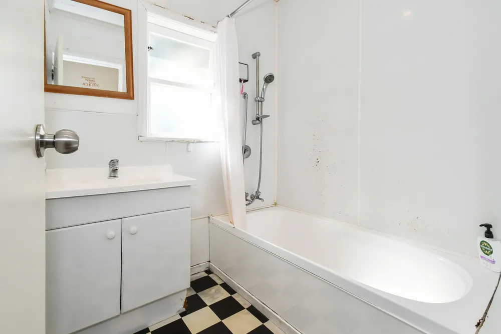 Photos of 99A Helvetia Road