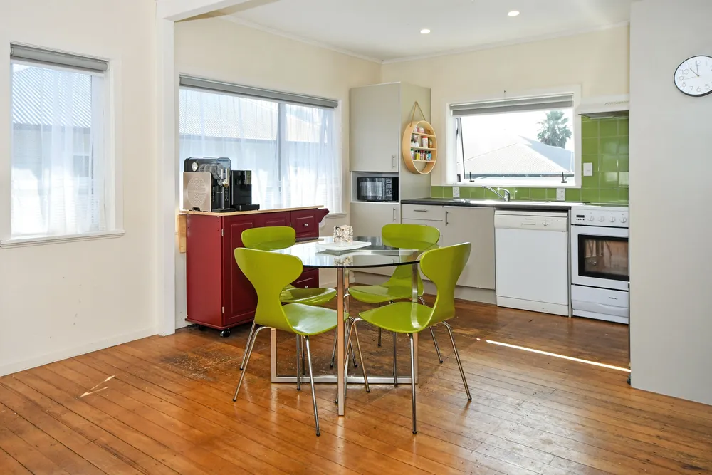 Photos of 99A Helvetia Road