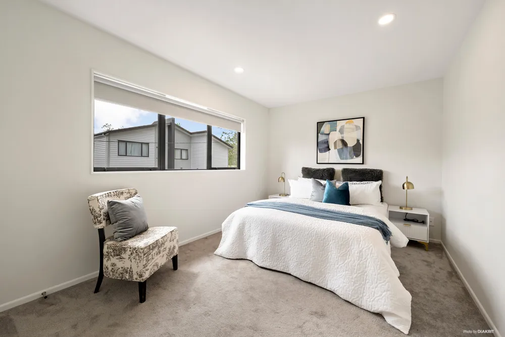 Photos of 61A Seabrook Avenue