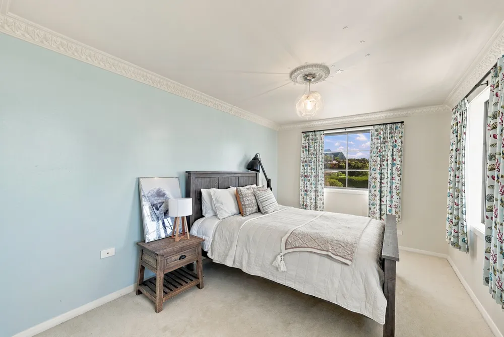 Photos of 70 Belleview Terrace