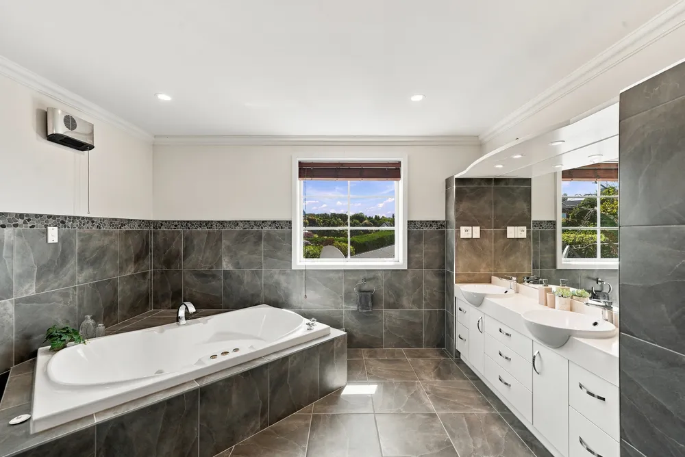 Photos of 70 Belleview Terrace