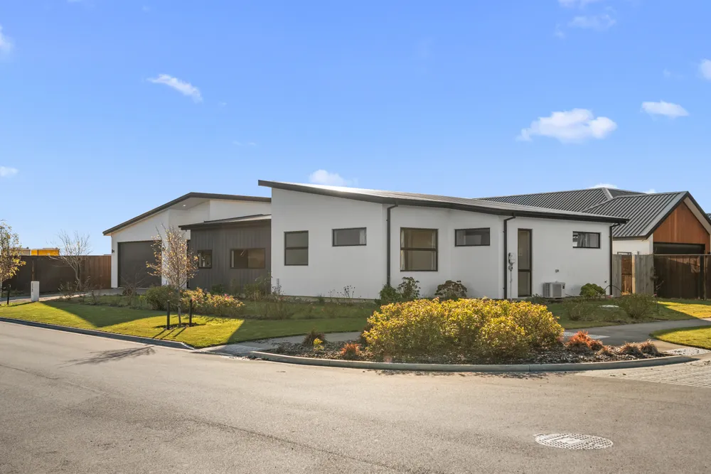 Photos of 6 Herbert Street