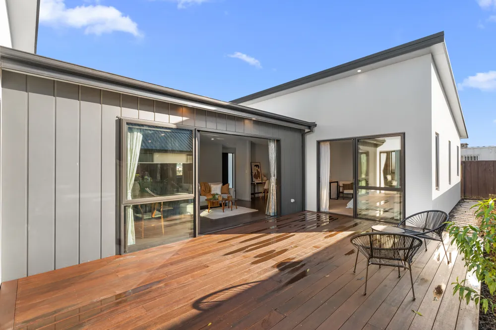 Photos of 6 Herbert Street