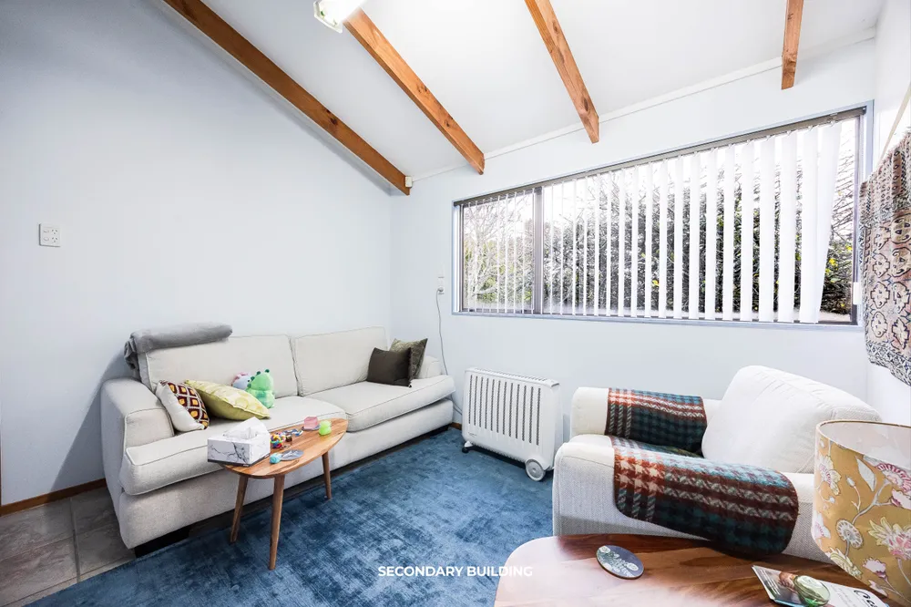 Photos of 758 East Coast Road