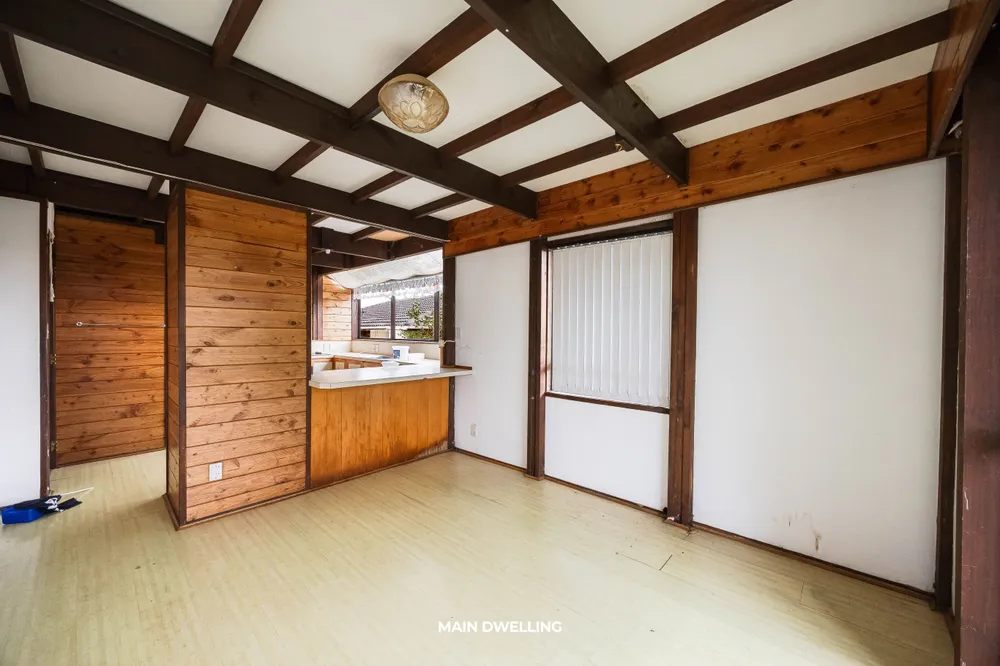 Photos of 758 East Coast Road