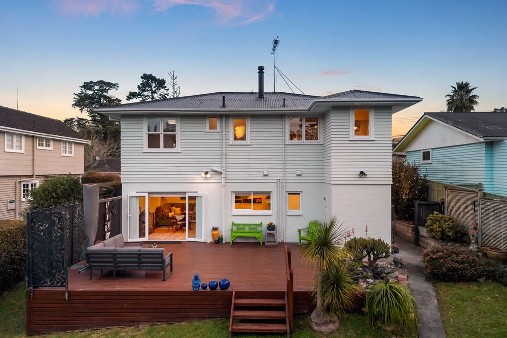 Photos of 41 Lauderdale Road
