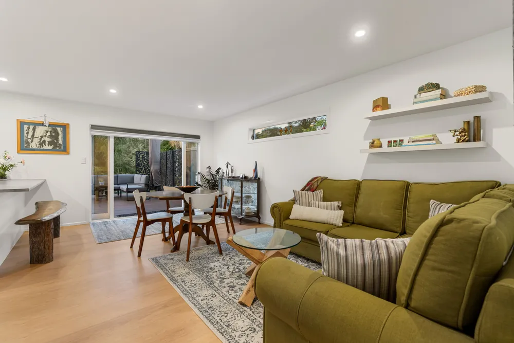 Photos of 41 Lauderdale Road