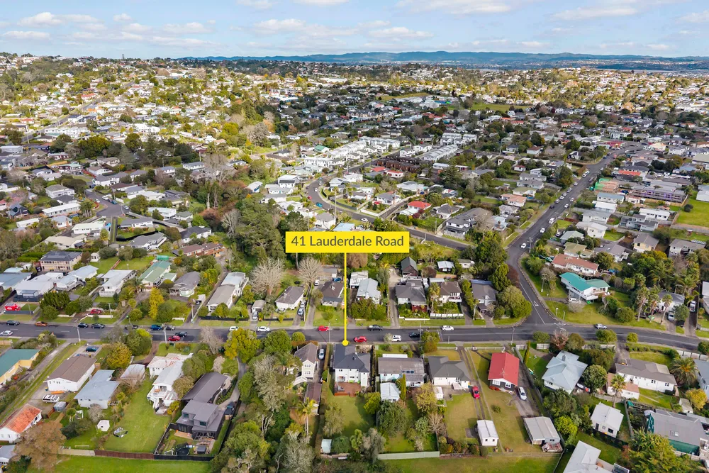 Photos of 41 Lauderdale Road