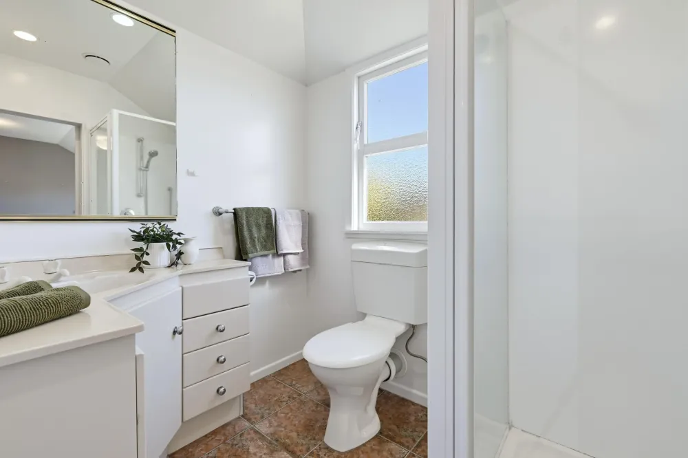 Photos of 46 Briarley Street