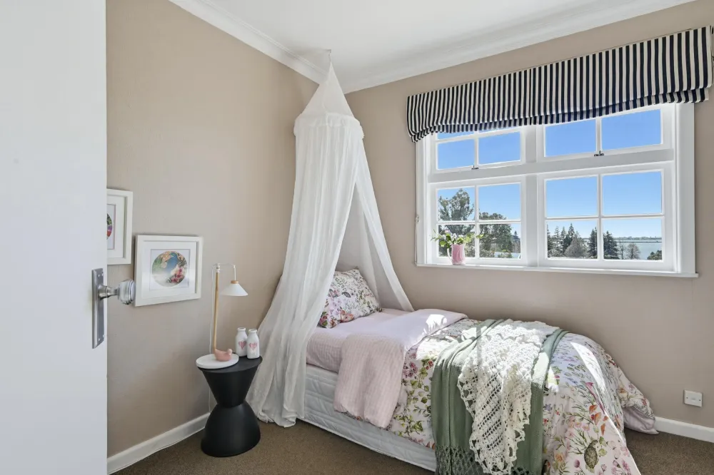 Photos of 46 Briarley Street