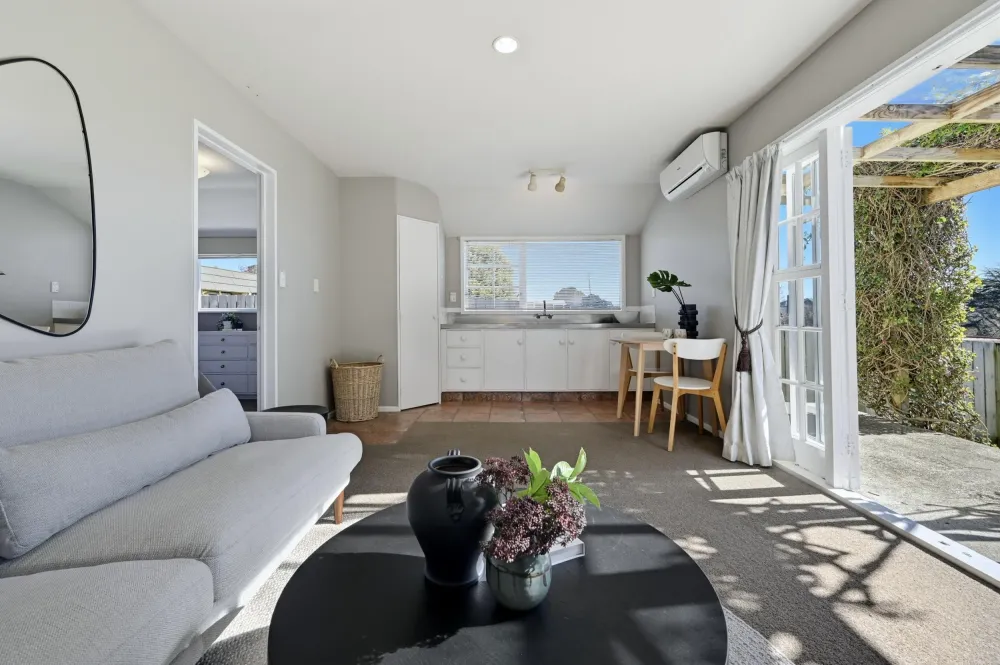 Photos of 46 Briarley Street