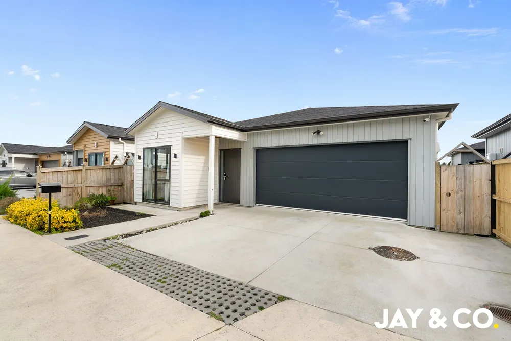 Photos of 43 Bannockburn Road