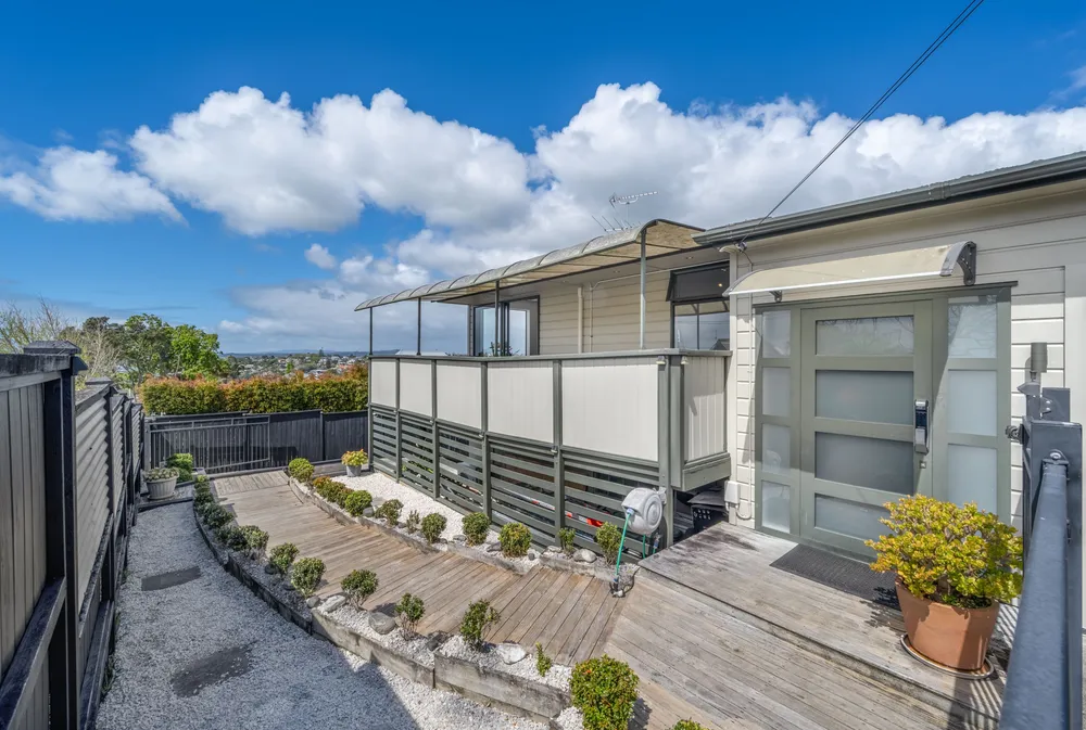 Photos of 21 Beach Road