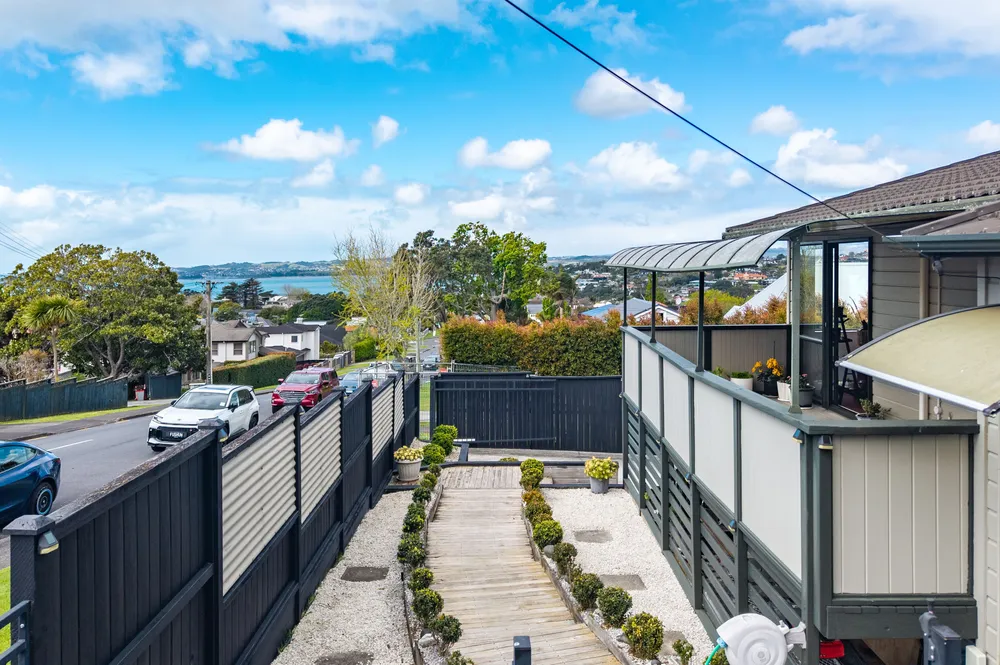 Photos of 21 Beach Road