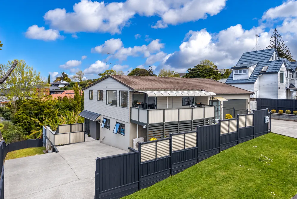 Photos of 21 Beach Road