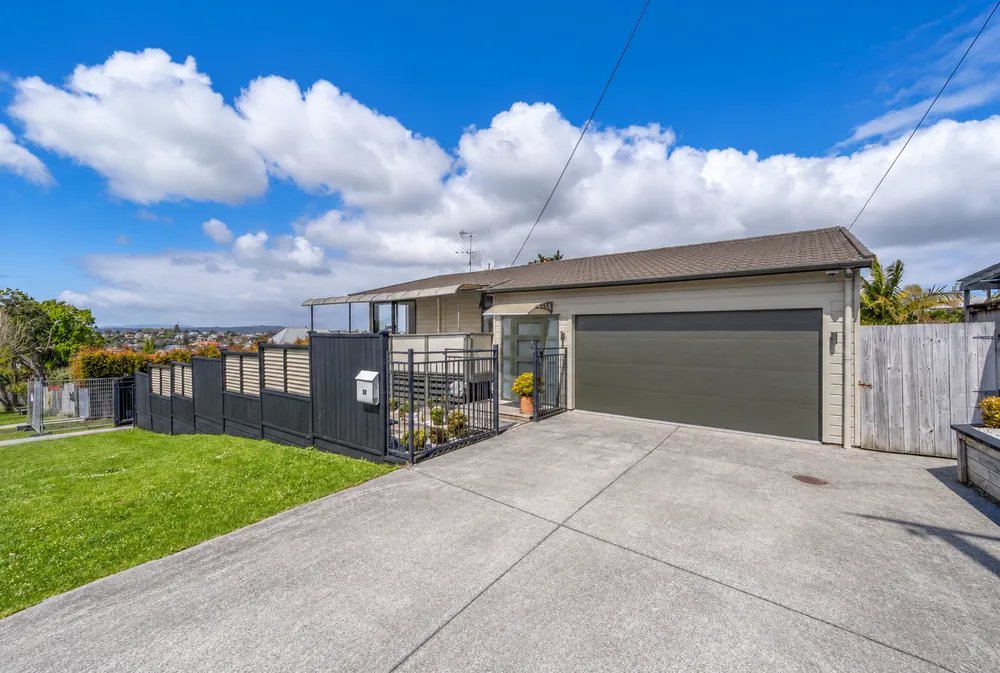 Photos of 21 Beach Road